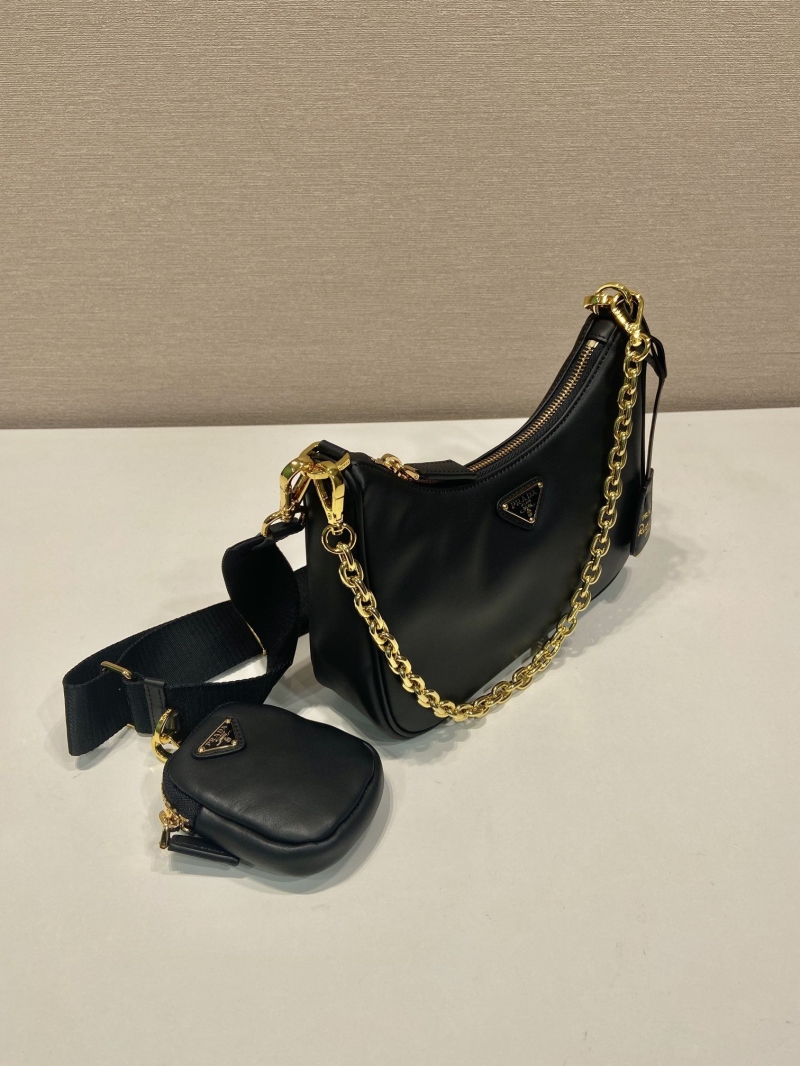 Pra*a hobo bags